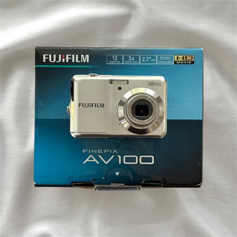 Fujifilm Finepix Av Digital Camera Bundle Like Depop