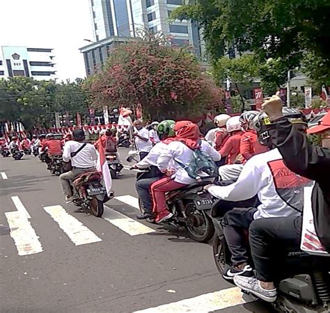 Koalisi Rakyat Bersatu Konvoi 5000 Bendera Merah Putih Dan Pemasangan