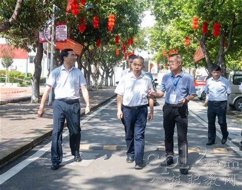 贵港市政府党组成员、副市长周仕志到贵港市职教中心开展2023年教师节慰问活动中职动态广西八桂职教网 有职教的地方就有我们