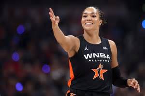 Napheesa Collier Makes WNBA All-Star Game History, Wins MVP vs. Caitlin