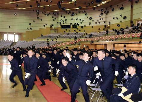 首相、防大卒業式で憲法改正で自衛隊明記に意欲 薬理学などなどなど。