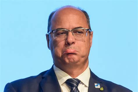 Por 14 a 1 STJ mantém afastamento de Witzel do cargo por 180 dias