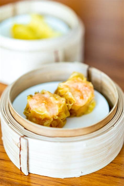 Shrimp Dumplings Dim Sum Stock Image Image Of Crab 156539775