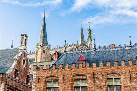 Typical Medieval Buildings Along the Canals of Bruges, Belgium Stock ...