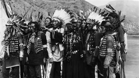 The Untold Truth Of Native American War Bonnets