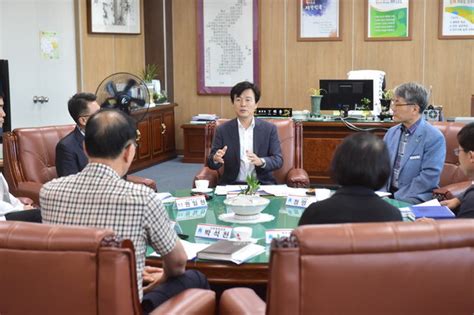 진주시 진주교육청 미래 교육 위해 머리 맞댔다 경남신문