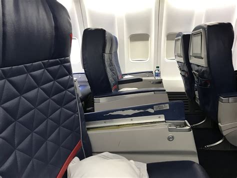 Boeing 737-800 Delta Interior - Delta 737 800 73h Cabin Tour Refurb ...