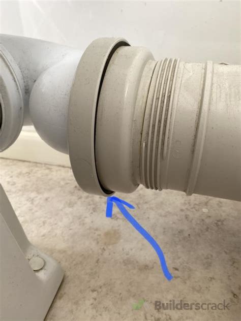 Toilet - P Trap to waste pipe - leaking seal (# 621662) | Builderscrack