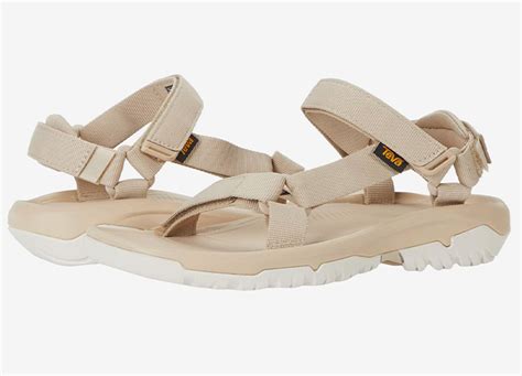 The 20 Most Comfortable Sandals in 2022 - PureWow