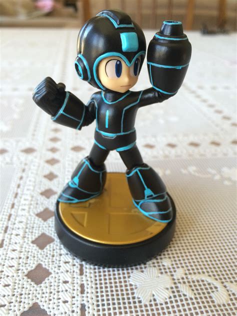 Custom Tron Mega Man Amiibo Mega Man Amiibo Disney Infinity Figures