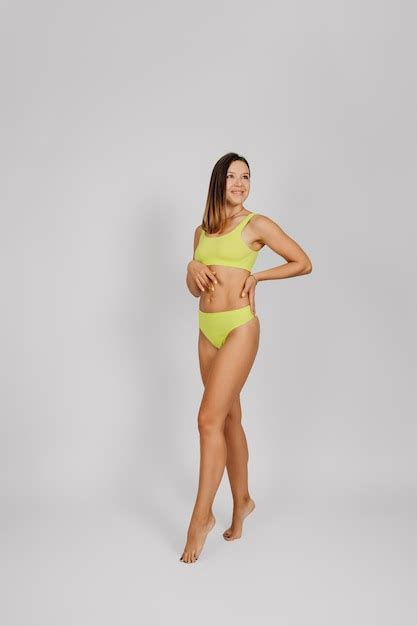 P Gina Im Genes De Gluteos Bikini Vectores Fotos De Stock Y Psd Gratuitos