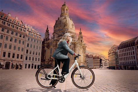 Das C3V ist ein besonders leichtes Urban City E-Bike für die Stadt ...