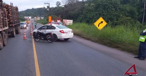 Carro De Brusque Se Envolve Em Acidente Motocicleta Na Ivo Silveira