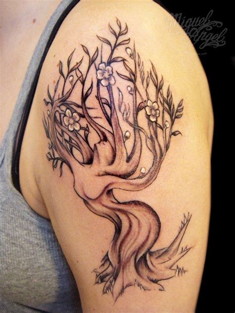 19 Eternal Tree Of Life Tattoos And Their Unique Meanings Tattooswin