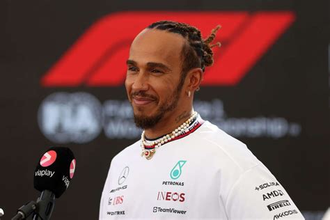 Hamilton e la Ferrari, tutto ufficiale: i dettagli del contratto