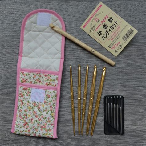 Hamanaka Ami-Ami Crochet Hook Set - Azuleta