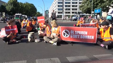 Autobahn Blockade Müssen Sie pünktlich auf Arbeit sein fragt der