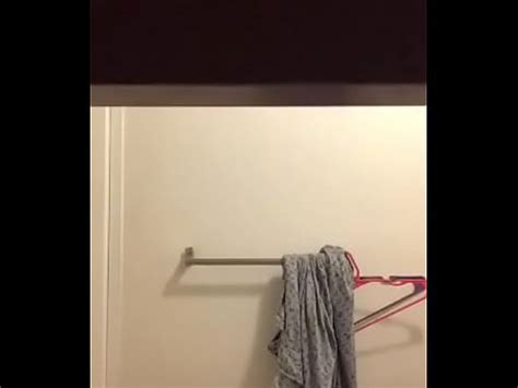 Nip Slip Then Twerk XVIDEOS