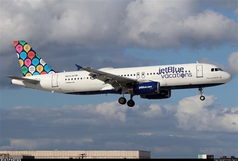 N623JB Airbus A320 232 JetBlue Airways Andriy Yegorov JetPhotos