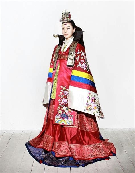 1000+ images about Costumes - Cultural 2 (closed) on Pinterest