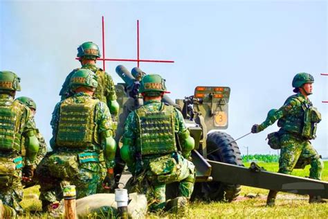 機步234旅砲兵營原級校正實彈射擊 展現砲兵戰力 國防 僑務電子報