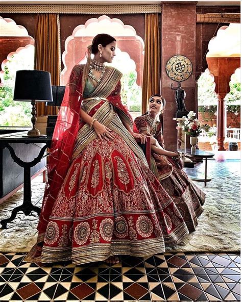 10 Totally LIT Bridal Dupatta Draping Styles You NEED To See Witty