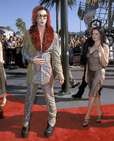 7 Things You Didnt Know About Rose Mcgowans Iconic Vmas Dress Vmas