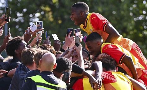 Rc Lens Une Nouvelle Grande Opportunit Se Dessine Pour Un Sang Et Or