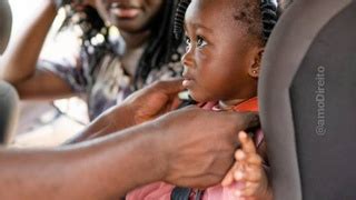 Nova Lei da Cadeirinha saiba como devem ser transportados bebês