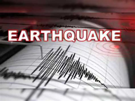 Earthquake In Delhi Ncr दिल्ली एनसीआर में भूकंप के तेज झटके दहशत में लोग जानिए क्या है ताजा