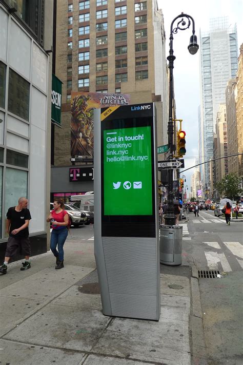 New York City S Free Wifi Hotspots Are Popping Up Across Manhattan