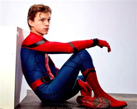 Top 59+ imagen tom holland spiderman - Abzlocal.mx