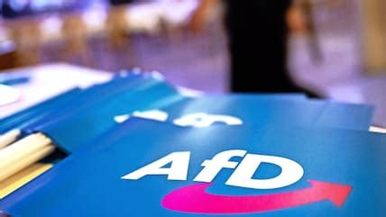 AfD Senftenberg droht juristischer Ärger wegen fremdenfeindlichen
