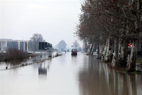 Le Foto Delle Esondazioni In Emilia Romagna Il Post