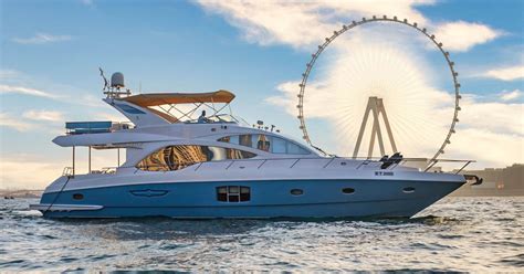 Dubai Hafenrundfahrt 64 Fuß Majesty Yacht Private Cruise GetYourGuide