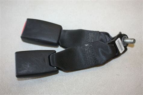 Nissan Versa Sedan Rt Passenger Rear Middle Seat Belt Buckle Oem