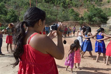 Plataforma De Streaming Re Ne Filmes Dirigidos Por Cineastas Ind Genas