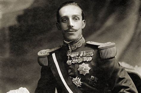 Alfonso XIII un digno sucesor de la glotonería y golfería de Isabel II