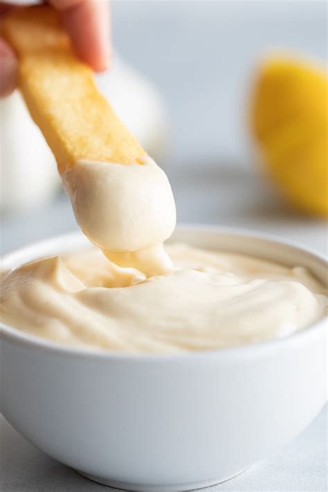 Easy Roasted Garlic Aioli Recipe Sauce Fanatic