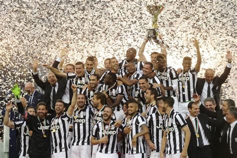 Juventus In Bianco E Nero Uno Scudetto Record Daltri Tempi