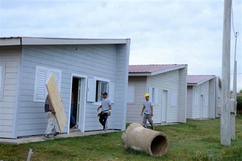 Objetivo Viviendas De Madera Para Erradicar Familias Que Residen