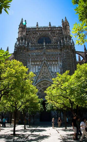 The architecture of Seville Cathedral - Casual Travelist