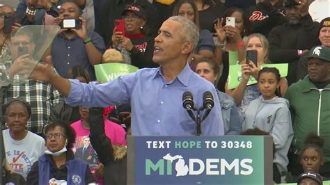 Obama Interrupted By Protester During Michigan Rally Come On Fox News