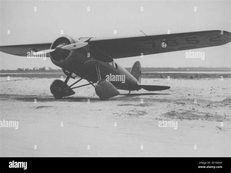 Amelia earhart lockheed vega Black and White Stock Photos & Images - Alamy