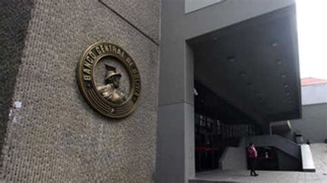 Fitch Ratings Rebaja La Calificaci N Econ Mica De Bolivia Por