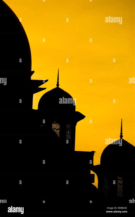 mosque silhouette during sunset Stock Photo - Alamy