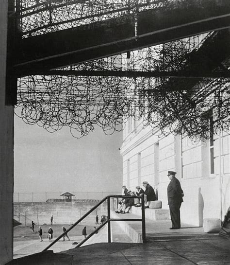 Alcatraz Prison 44 Historic Photos Of Americas Most Notorious Lockup