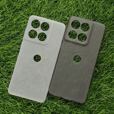 Moto Edge 60 Fusion Matte Silicone Flexible TPU Back Cover – BT Limited