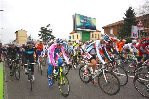 Corsa Del Ciclo Del Milano San Remo 101st Edizione Fotografia