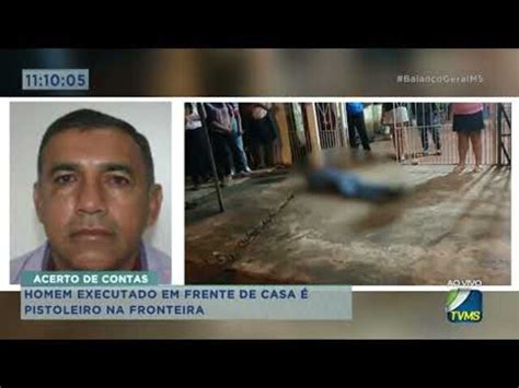 Homem executado em frente de casa é pistoleiro na fronteira Vídeos